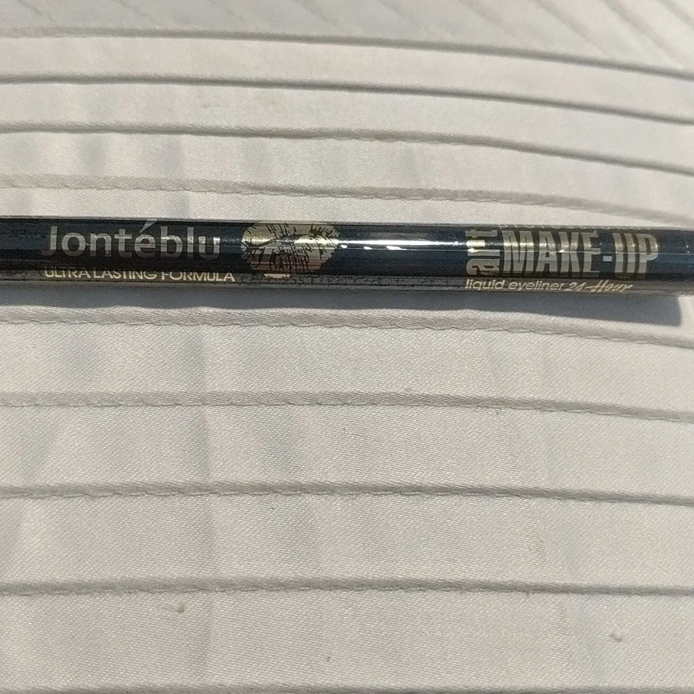 NWT black eyeliner